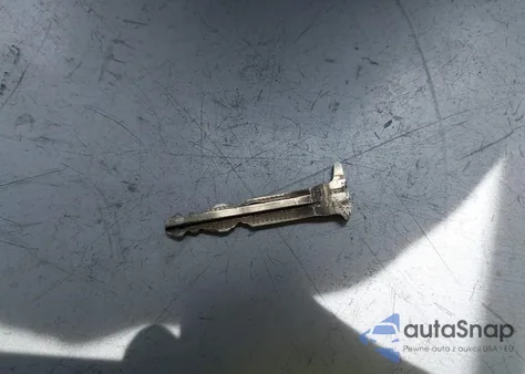 2017 Toyota Corolla Le из США, поврежденный, VIN 5YFBURHE5HP611421